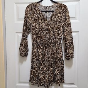 Old Navy leopard print Long Sleeve Dress‎ size Medium
